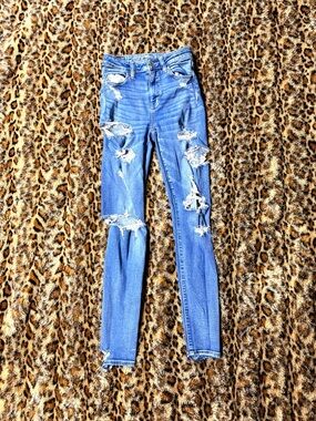 Girls American Eagle Outfitters Light Blue Distressed High-Rise Skinny Jeans